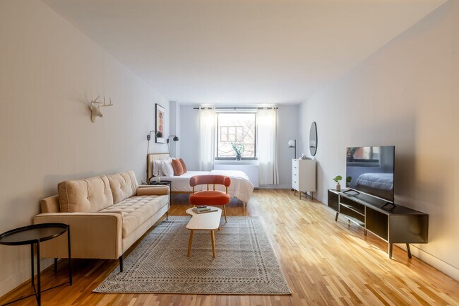 417 E 83rd St unit ID1013676P, New York, NY 10028 - photo 3