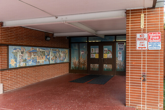 Caesar Chavez College Preparatory School