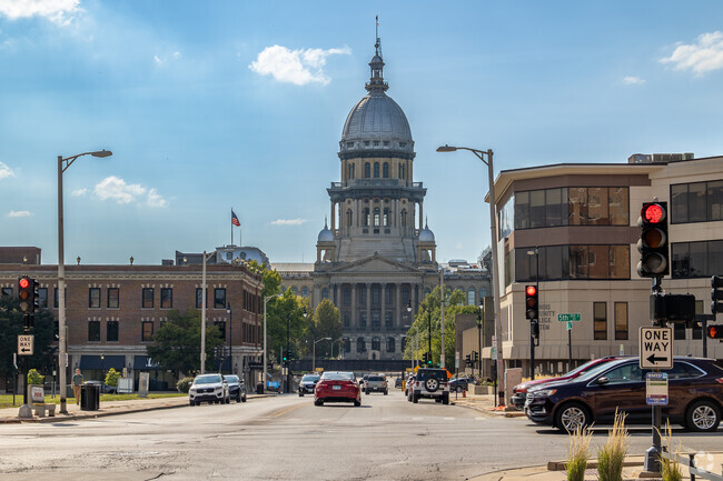 Youngston-Holliday Hills is a short drive into Downtown Springfield.