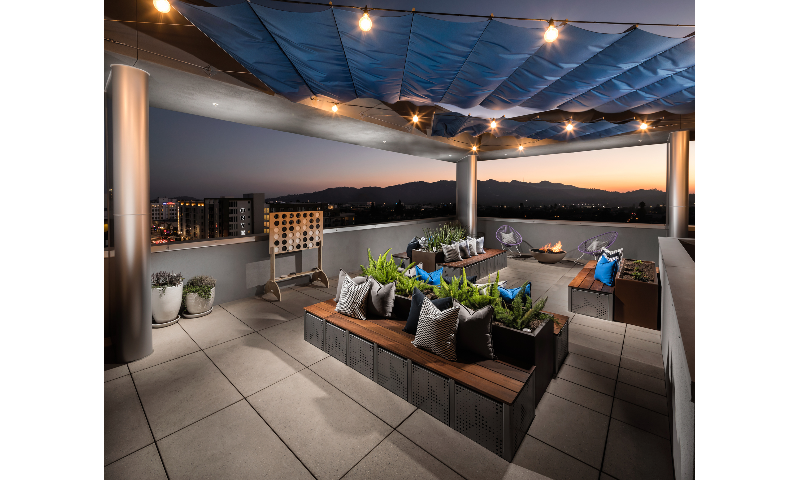 Skydeck | Next on Lex Apartments | Luxury Apartments in Glendale CA