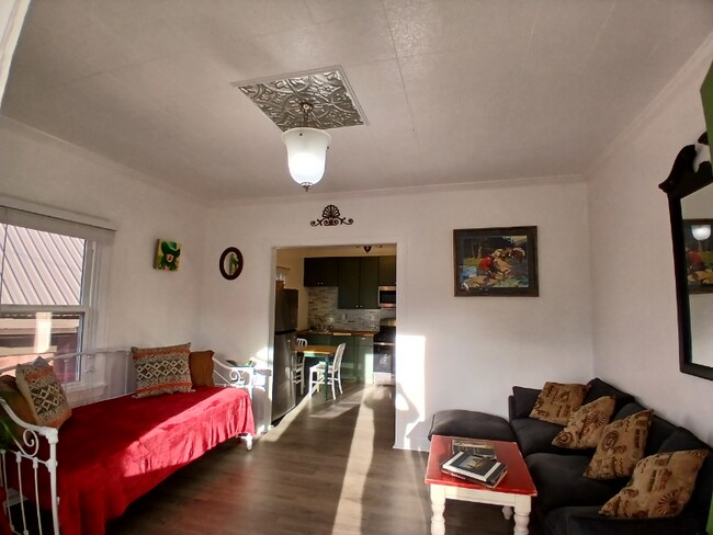 402 S Chestnut St unit 402, Trinidad, CO 81082 - photo 2