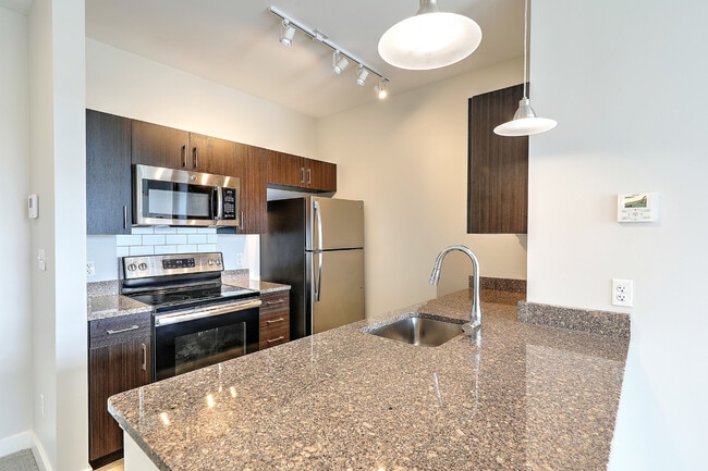 Rumford Center, Rumford, RI 02916 - photo 2