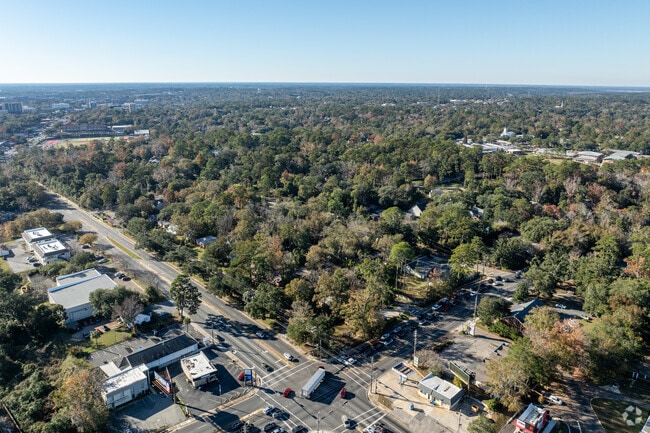Tennessee St borders Old Town to the south and Magnolia Dr borders to the east.
