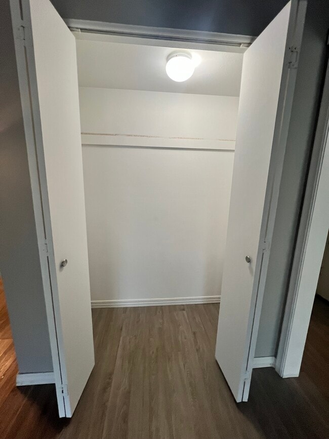 825 Red Bird Ln unit 825D, Norman, OK 73072 - photo 3