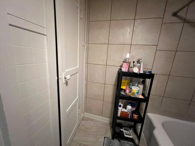 400 Normandy Ave, Baltimore, MD 21229 - photo 7