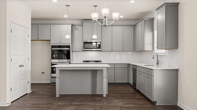 1900 Endress Cir, Hampton, GA 30228 - photo 4