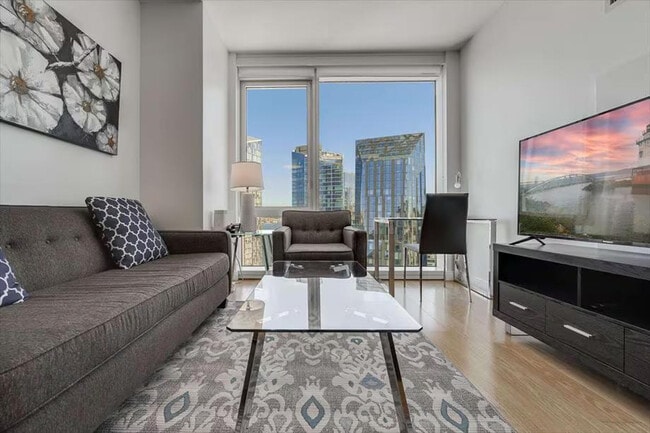 625W W 57th St unit ID1339746P, New York, NY 10019 - photo 2