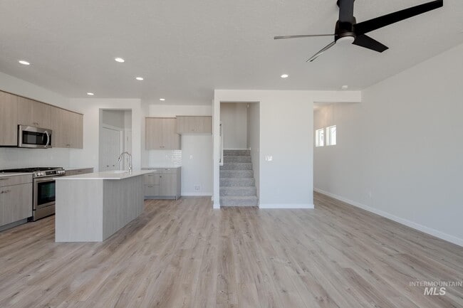 10549 W Tinder St, Star, ID 83669 - photo 3