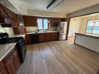 119 E 11th St Unit 2, Linden, NJ 07036