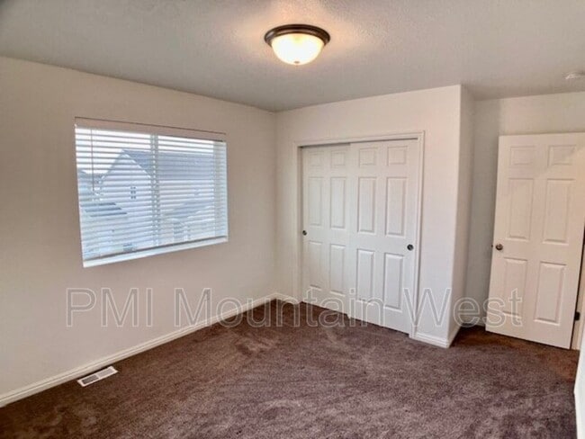 2013 W 950 N, Layton, UT 84041 - photo 4