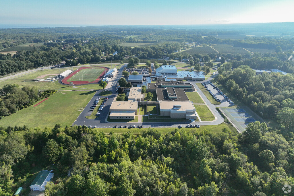 Harbor Creek Senior High School serves grades 9-12.