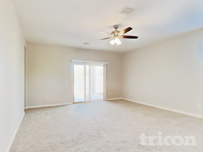 40209 W Walker Way, Maricopa, AZ 85138 - photo 2
