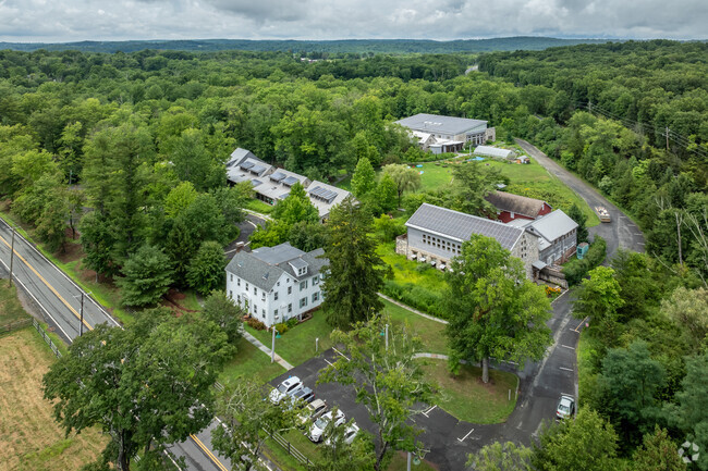 The Willow School is a pillar of the community of Bedminster, NJ.