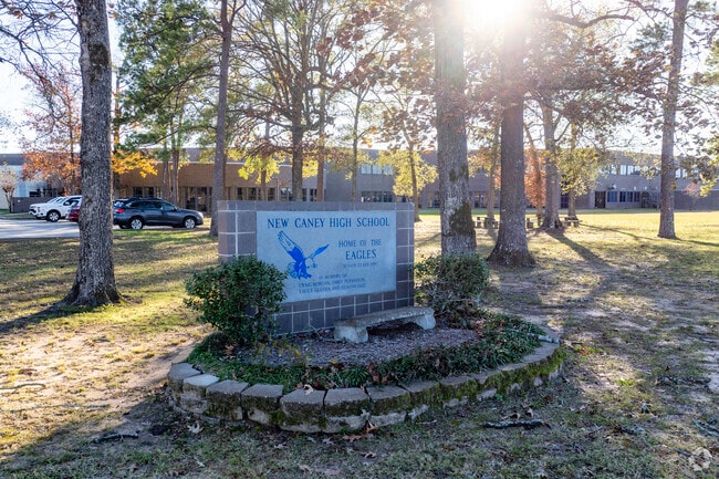 New Caney High School has a 17:1 student to teacher ratio.