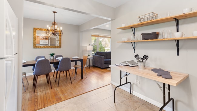 1421 N Washington St, Naperville, IL 60563 - photo 5