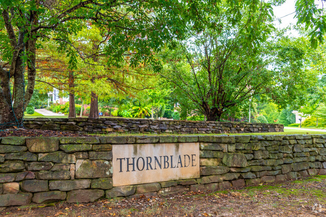 Thorneblade in Huntsville, AL welcomes you to explore the historic neighborhood and culture.