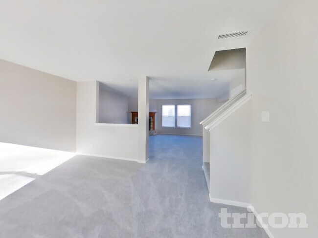 2928 Youngberry Ct, Indianapolis, IN 46217 - photo 2