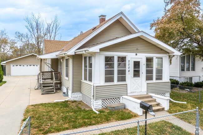 Original updated cottages line the streets on the eastern side of the neighborhood.