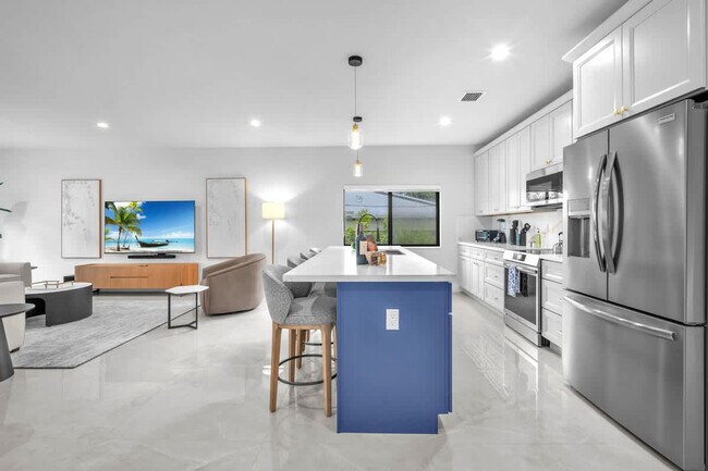 2951 NW 13th St unit ID1297053P, Miami, FL 33125 - photo 2