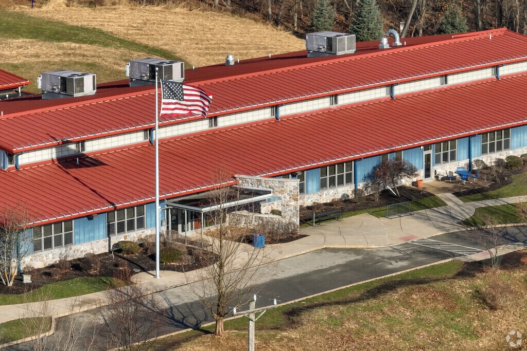 The Neighborhood Academy is a private, Christian school located in Pittsburgh.