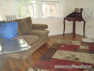 1450 Commonwealth Ave Unit 31, Boston, MA 02135