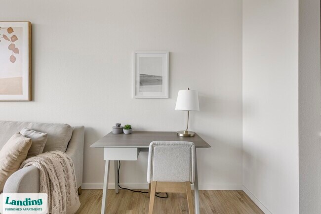 11505 NE Yacht Harbor Dr unit D504.1406607, Portland, OR 97217 - photo 5