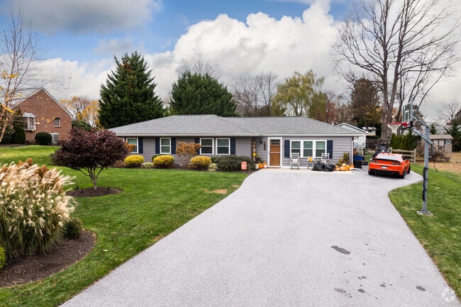 Ranch-style homes in Westtown offer wide driveways and large yards.