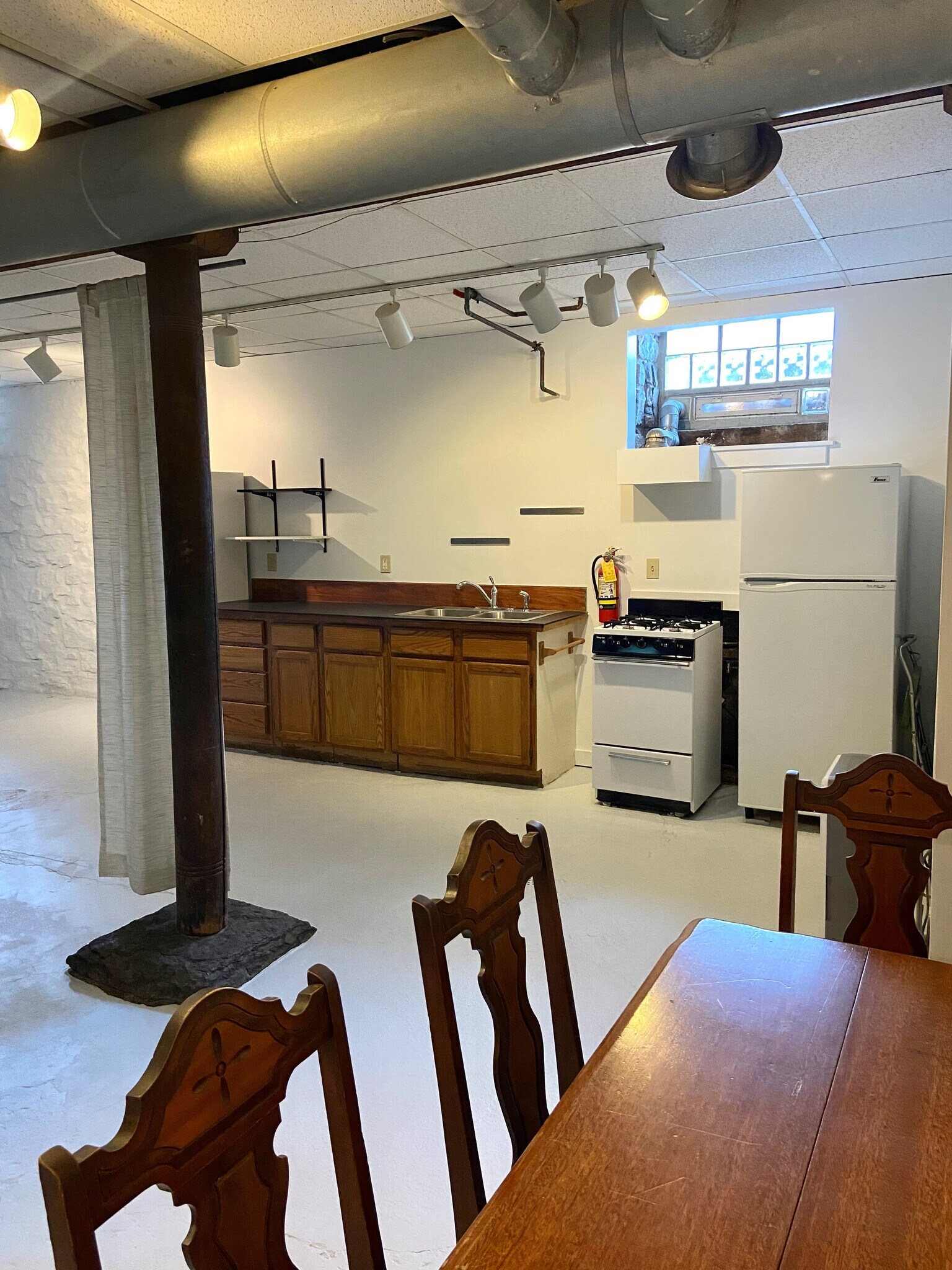 Kitchen Pic #2