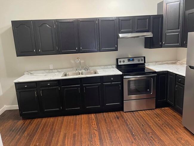 416 W Sycamore St unit B, Kokomo, IN 46901 - photo 5