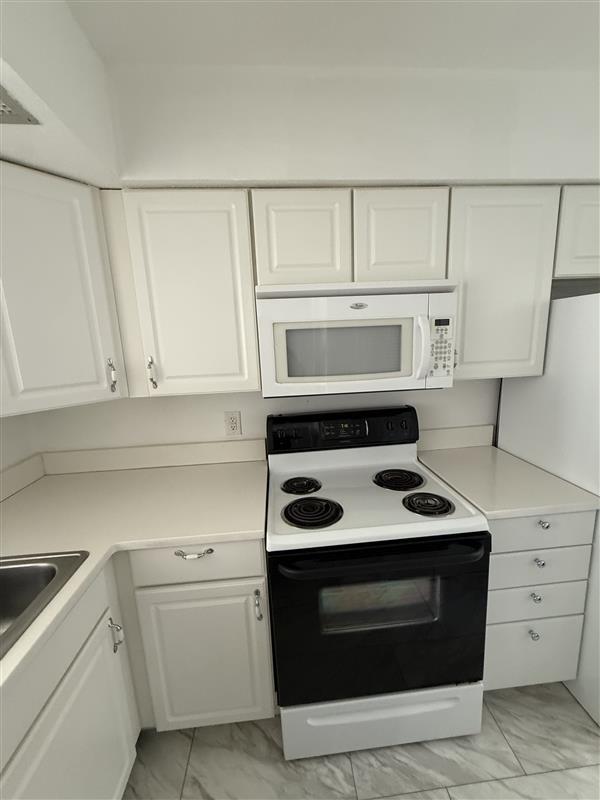 Yorkshire Court Condominums unit 211, Metairie, LA 70002 - photo 6