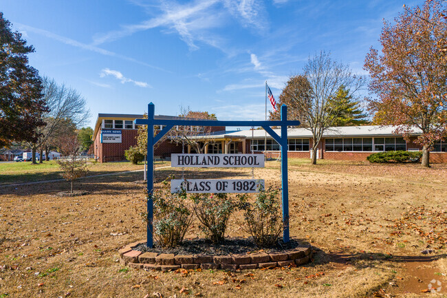 Students at Holland Elementary can participate in STUCO or the Green Club.