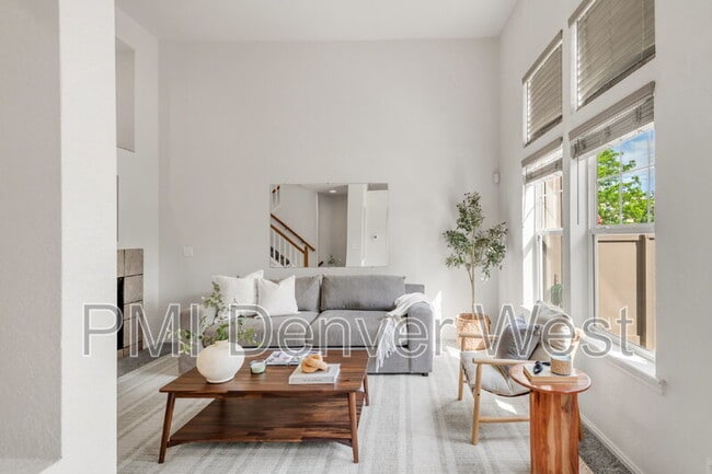 9369 Longs Peak Dr, Henderson, CO 80640 - photo 2