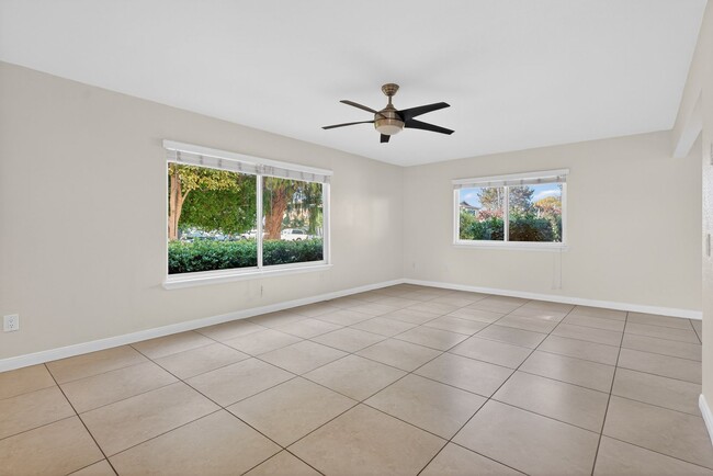 2884 La Salle Ave unit 1, Costa Mesa, CA 92626 - photo 3