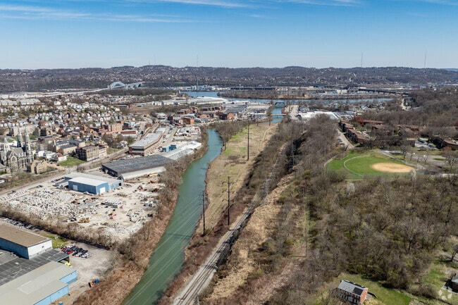 Chartiers Creek runs into the Ohio River near the neighborhood of Chartiers.