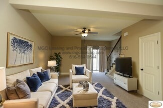 502 N Foxridge Dr, Raymore, MO 64083