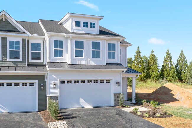 217 Springdale Rd, Waynesboro, VA 22980 - photo 2