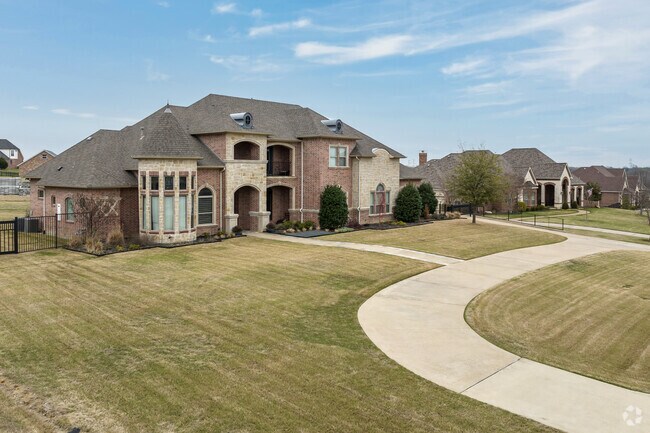 Luxury homes in the Sunnyvale neighborhood offer private driveways