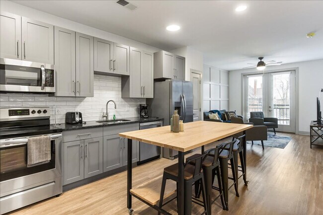 2039 Woodburn Ave unit ID1364149P, Cincinnati, OH 45206 - photo 5