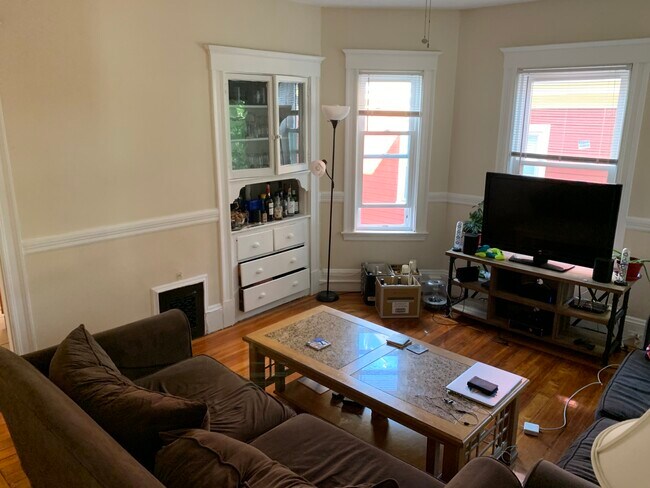1081 Broadway unit 1, Somerville, MA 02144 - photo 7