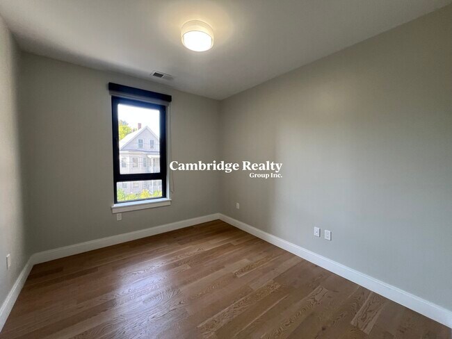 10 Central St unit T, Somerville, MA 02143 - photo 5
