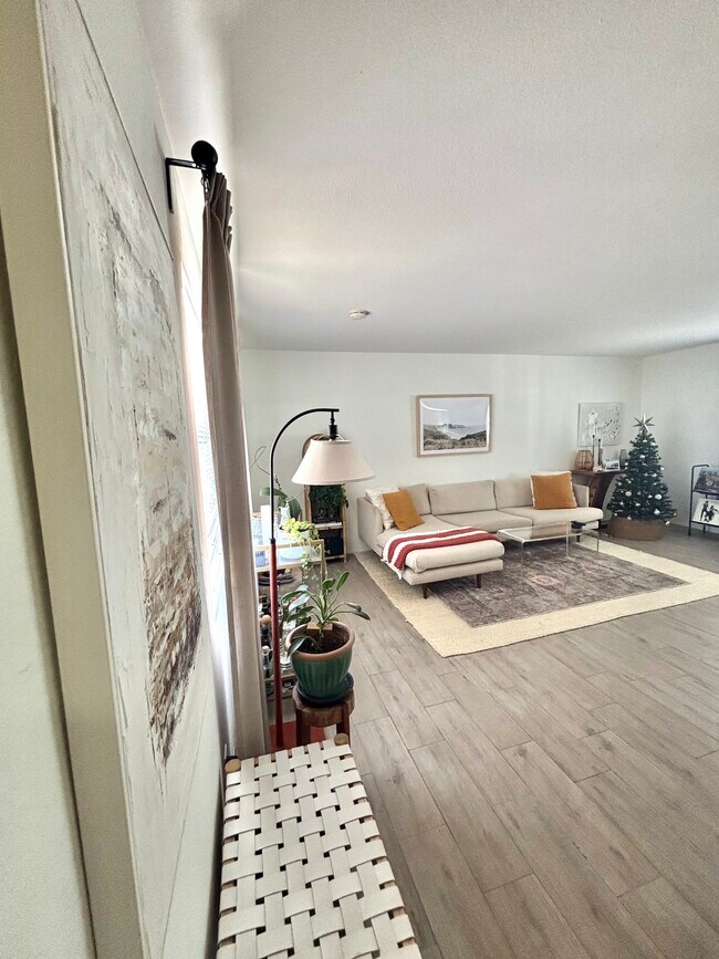 501 18th St unit C, Huntington Beach, CA 92648 - photo 5