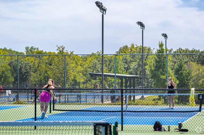 Albert-Oakland Park, Stephens Lake Park and more