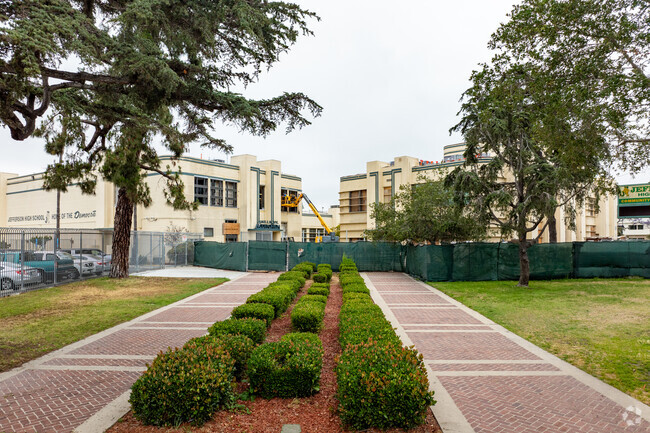 Thomas Jefferson Senior High School