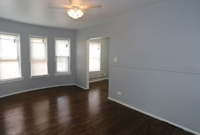 4527 N Malden St unit 4503-1B, Chicago, IL 60640 - photo 3