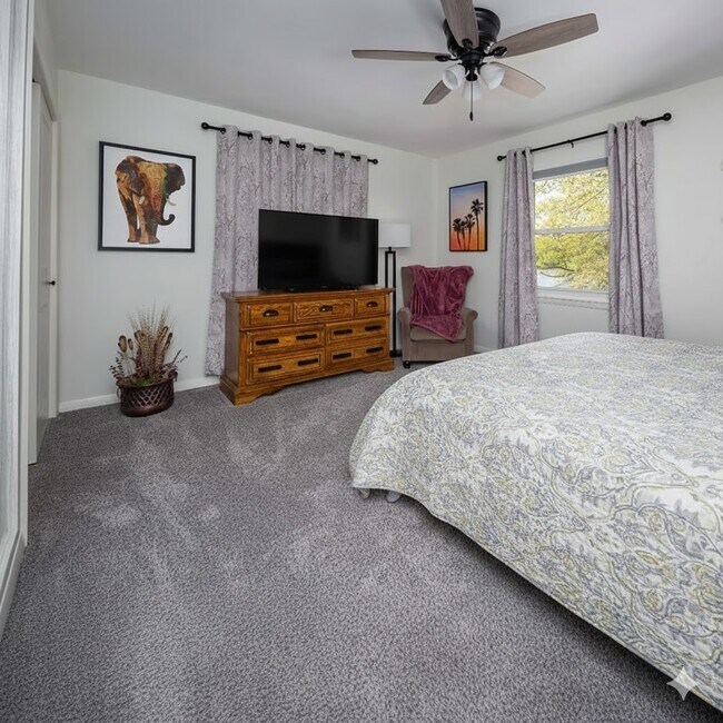 3107 28th Street Ct unit 2, Rock Island, IL 61201 - photo 7