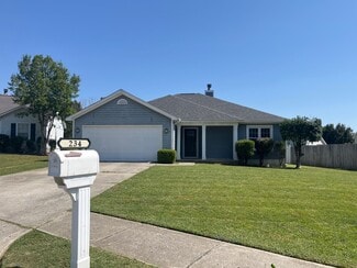 234 River Oaks Dr, Madison, AL 35758
