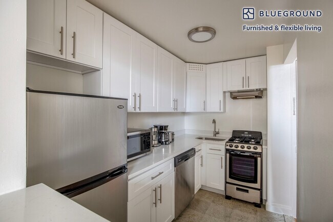 123 E 54th St unit FL4-ID1255, New York, NY 10022 - photo 5