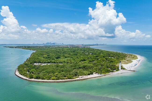 Key Biscayne is an island paradise just minutes from Downtown Miami and Brickell.