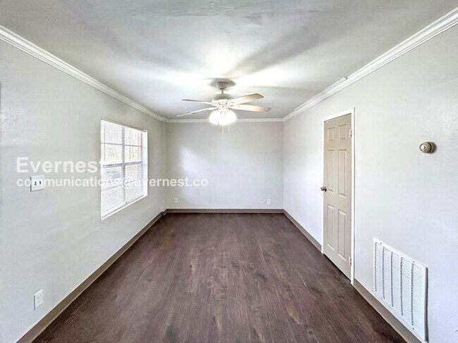 431 Annie St, Scottdale, GA 30079 - photo 3