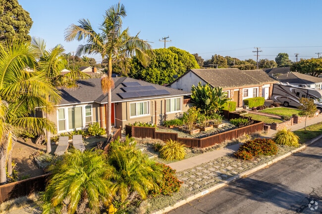 Homes throughout Midtown Ventura feature drought tolerant landscaping.